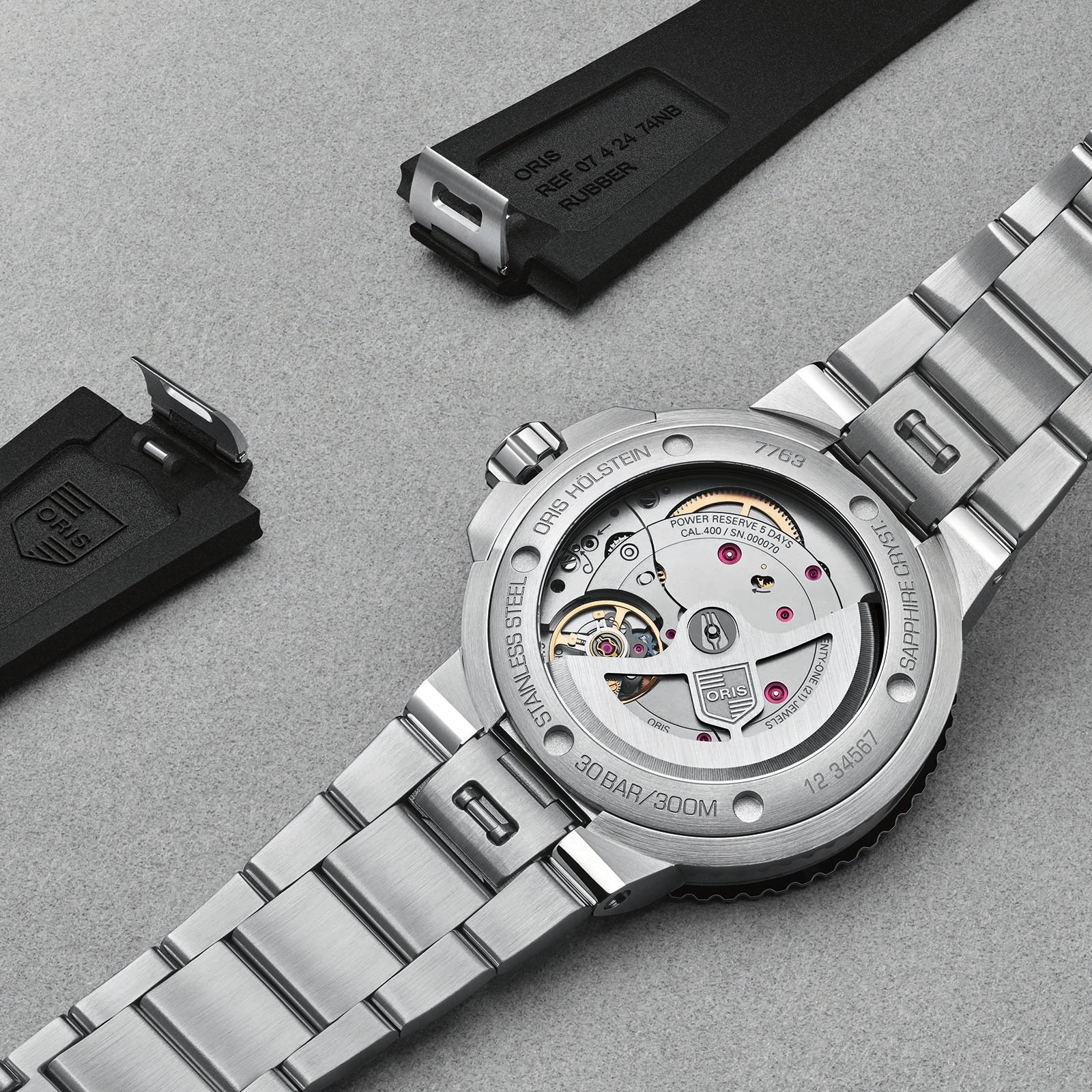 Aquis Date Calibre 400