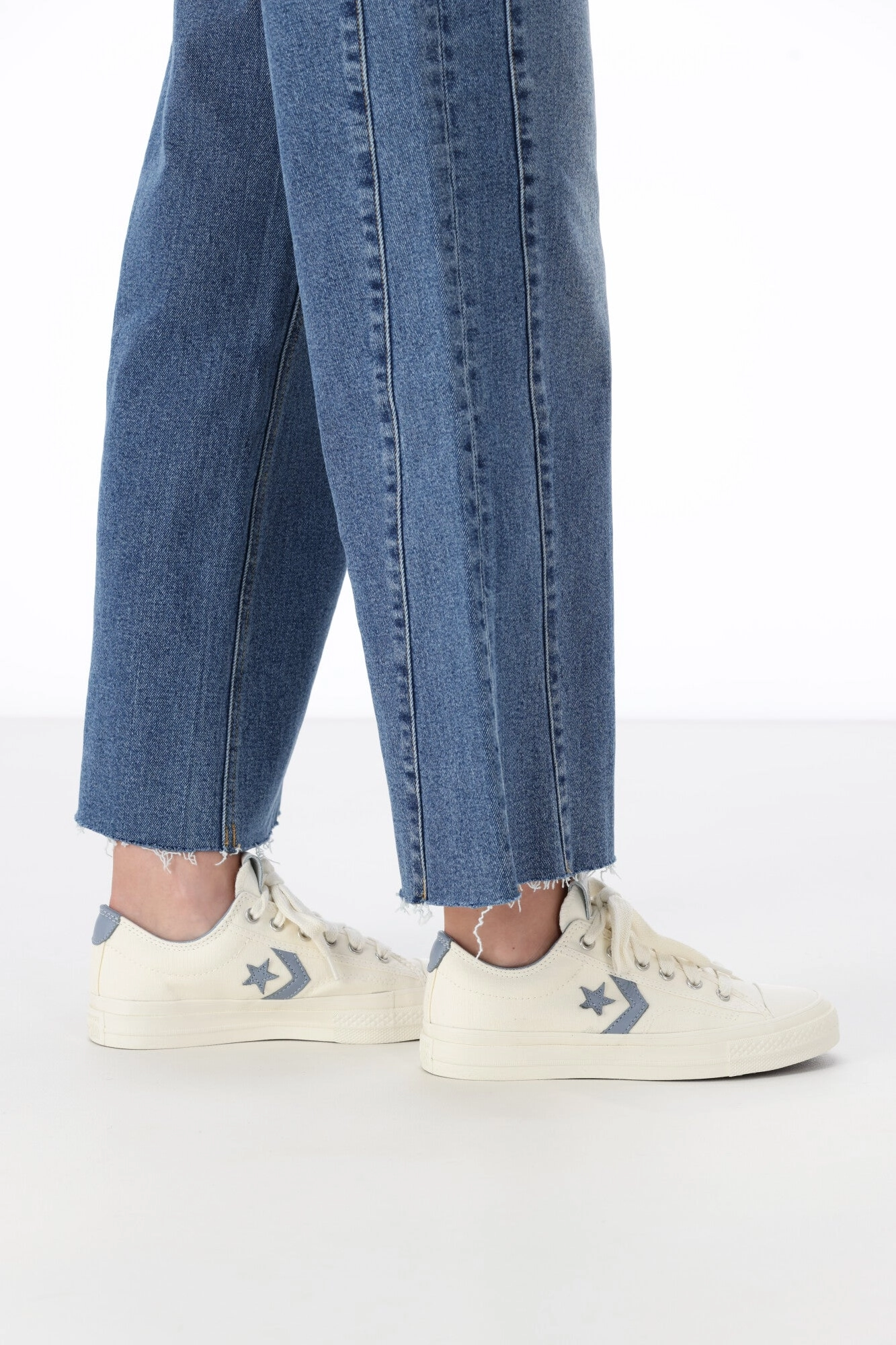 Converse Unisex Star Player 76 Archival Athletics Low Top Egret / Wet Stone