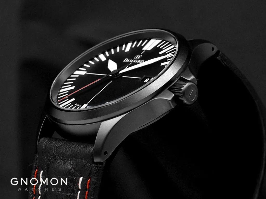 DK32 Black