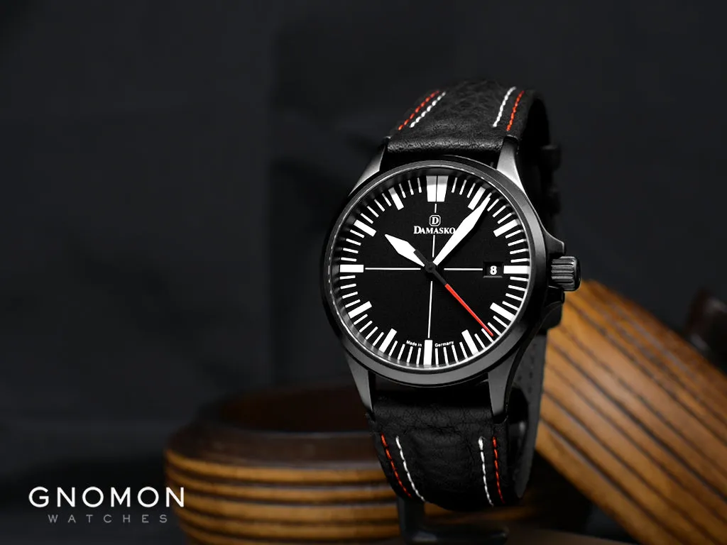 DK32 Black