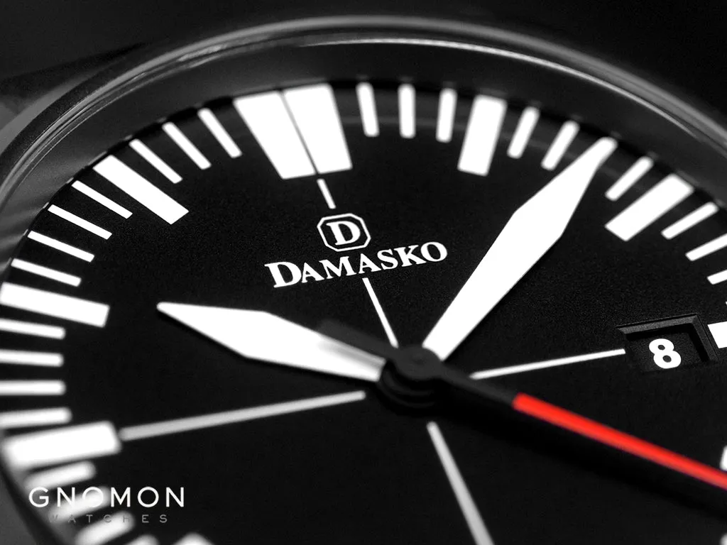 DK32 Black