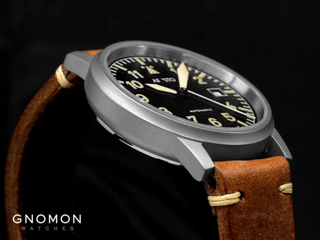 Vintage Aviator Grey Leather 3H100 - Signature - Sapphire