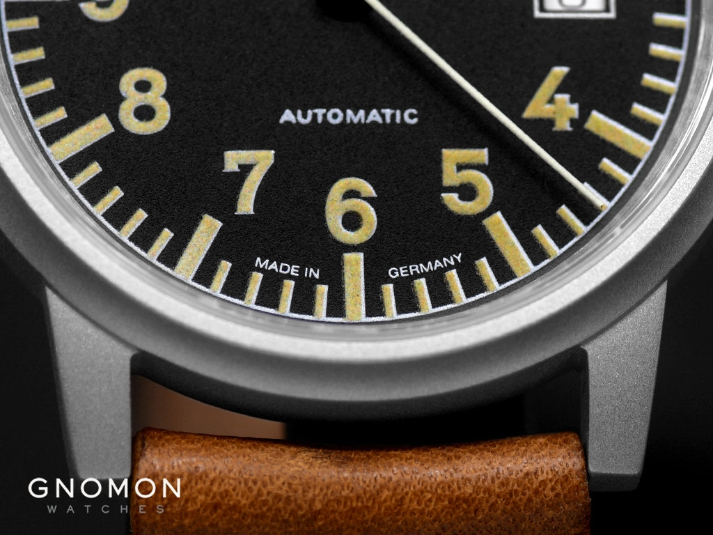 Vintage Aviator Grey Leather 3H100 - Signature - Sapphire