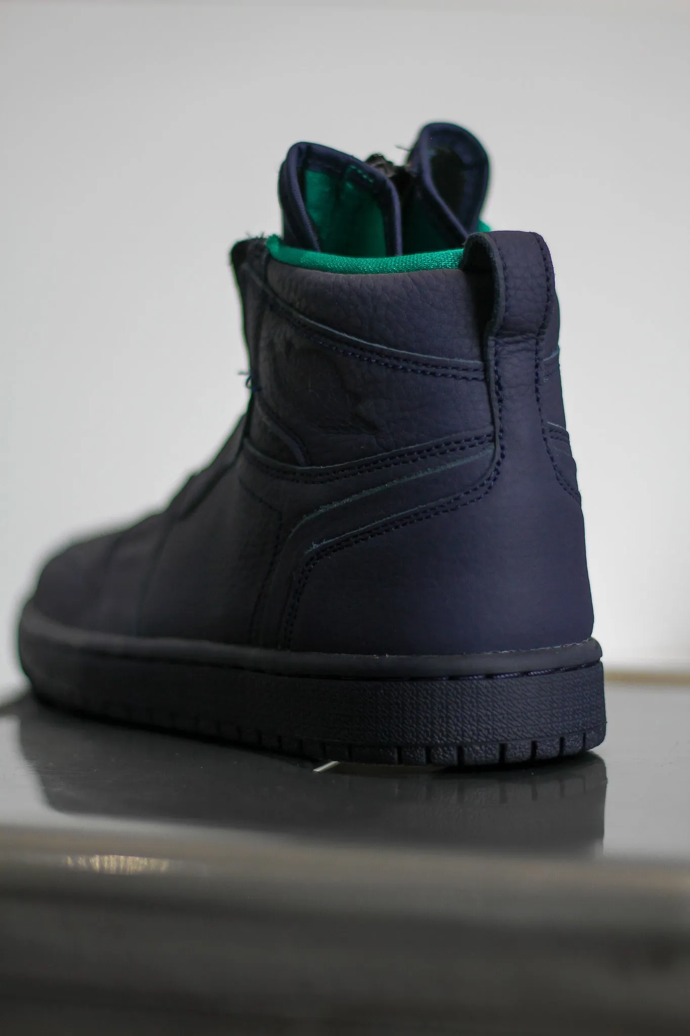 W RETRO 1 HI ZIP HORNETS