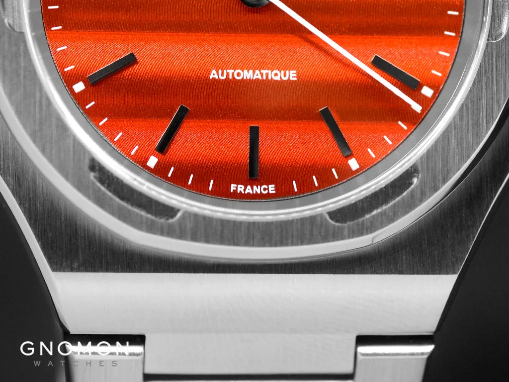 Wristmaster Traveller Red