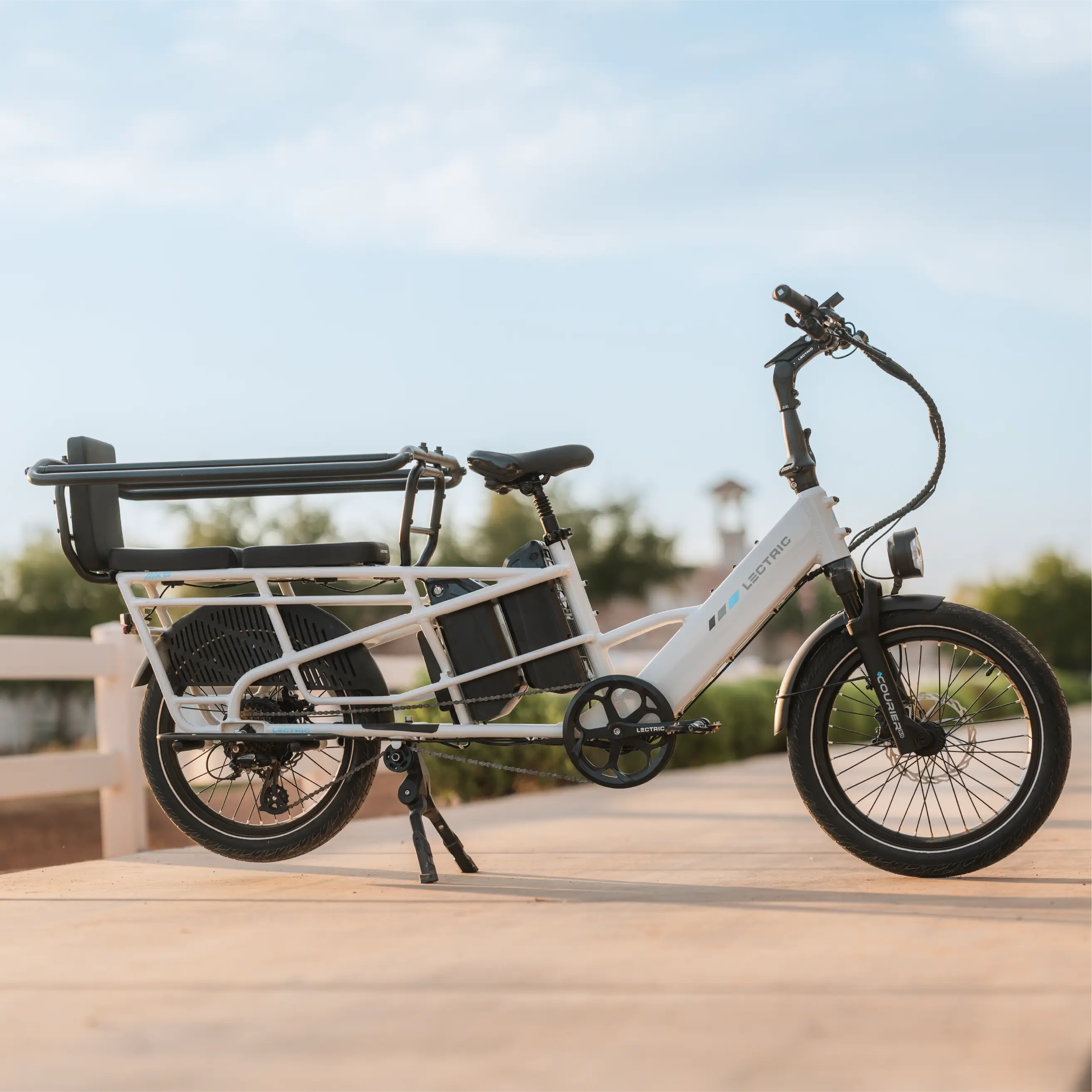 XPedition 2.0 Stratus White   FREE Running Boards, Cushions, Elite Headlight, & Frame Bag ($296 Value)